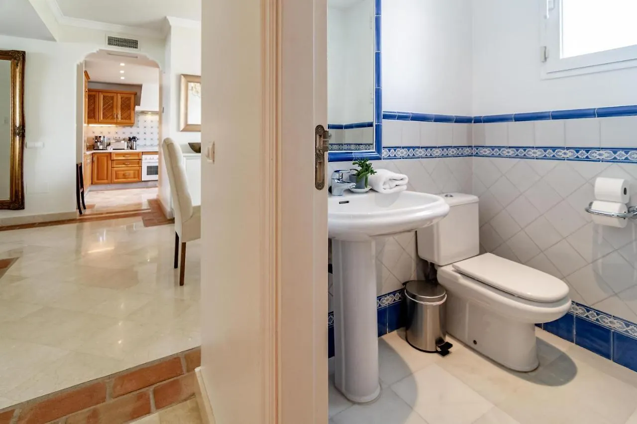 Lap- 3 Bed Apartment On The Beach. Families Only Casares
