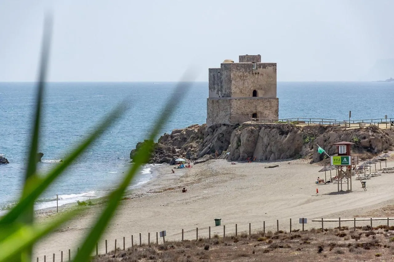 Lap- 3 Bed Apartment On The Beach. Families Only Casares