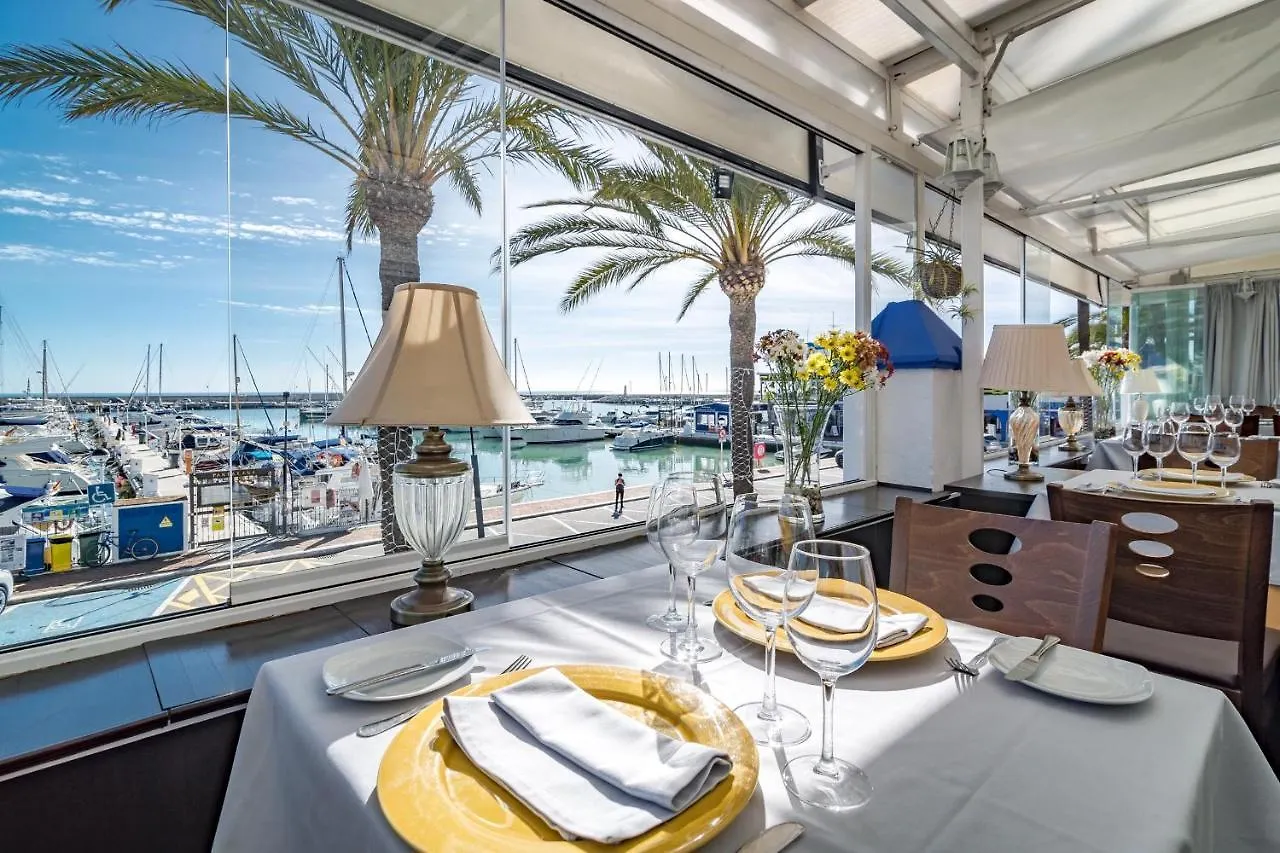 Lap- 3 Bed Apartment On The Beach. Families Only Casares Spanien