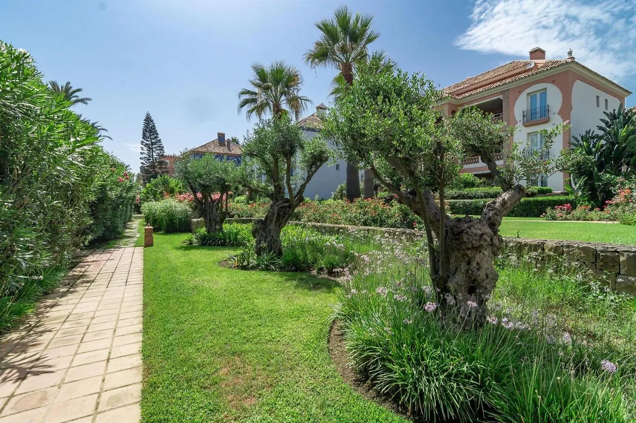 Lap- 3 Bed Apartment On The Beach. Families Only Casares