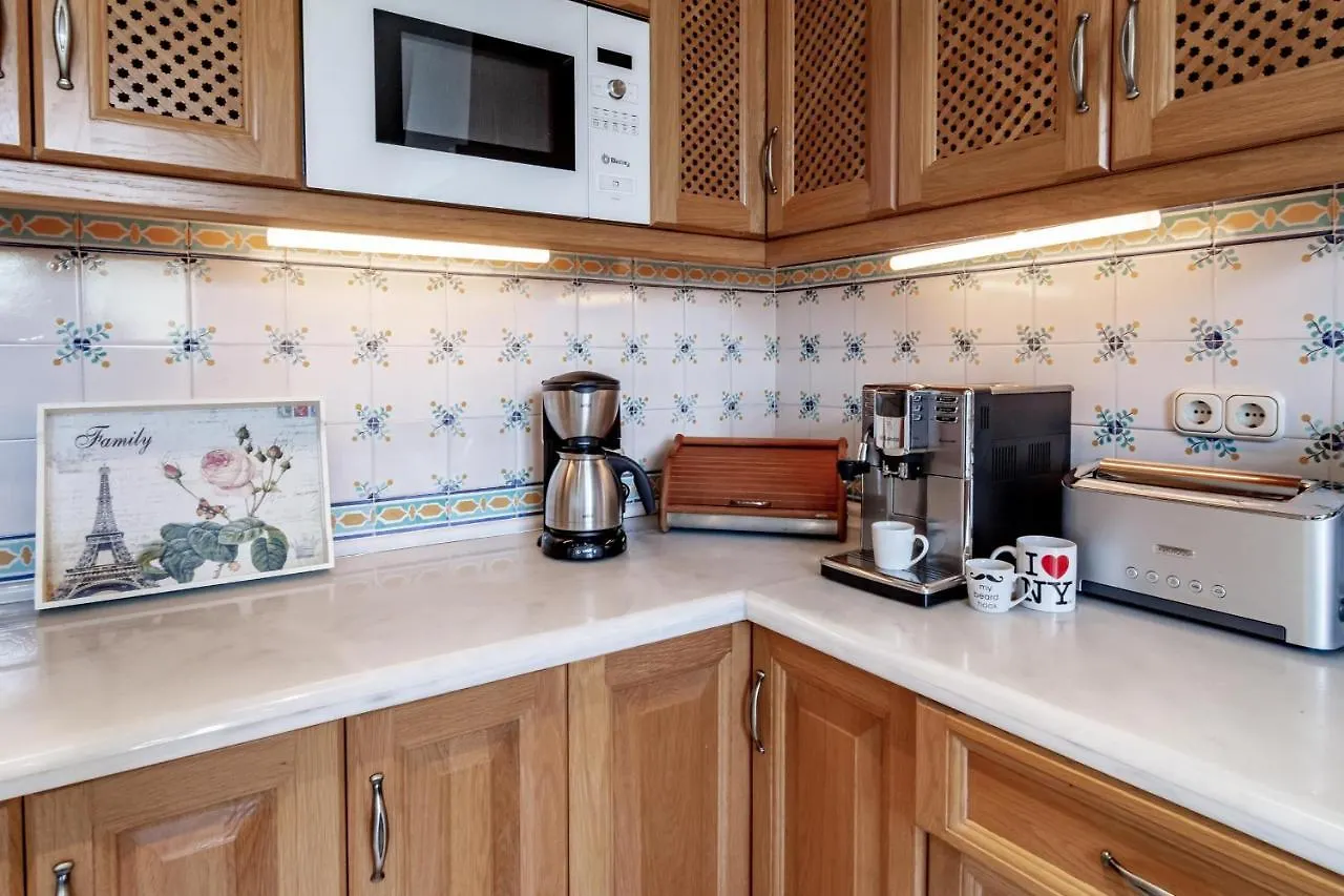 Lap- 3 Bed Apartment On The Beach. Families Only Casares Spanien