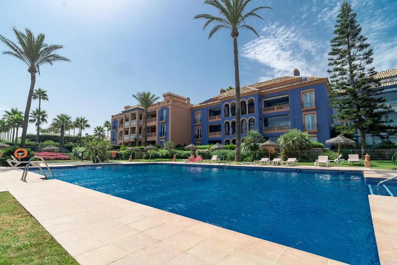 Lap- 3 Bed Apartment On The Beach. Families Only Casares